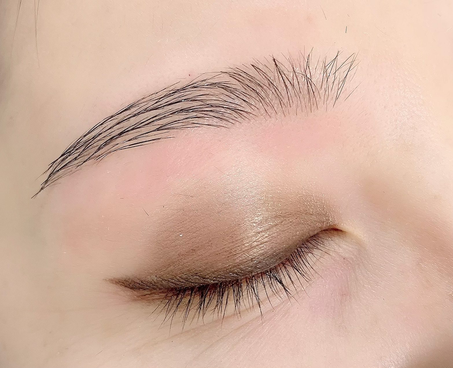 Eyebrow wax